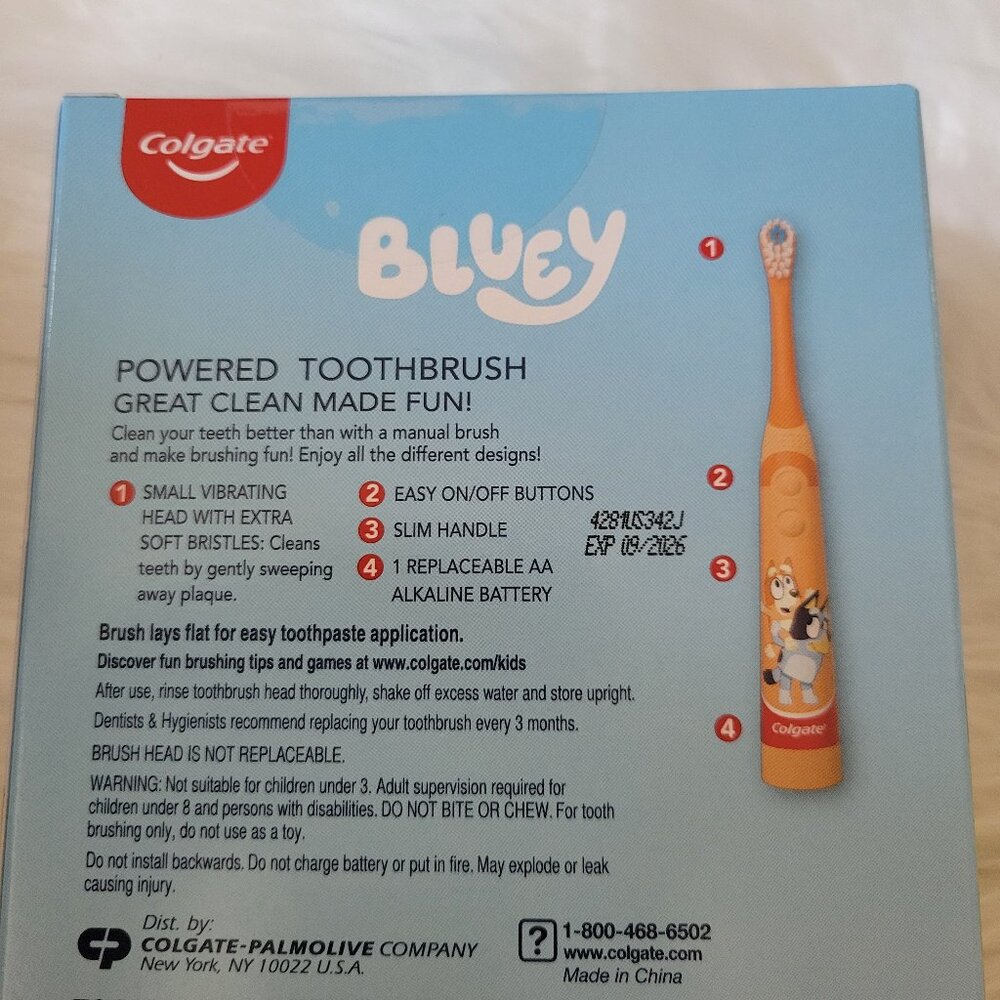 Colgate Kids Bluey Toothbrush & Toothpaste Gift Set - Picture 6 of 7